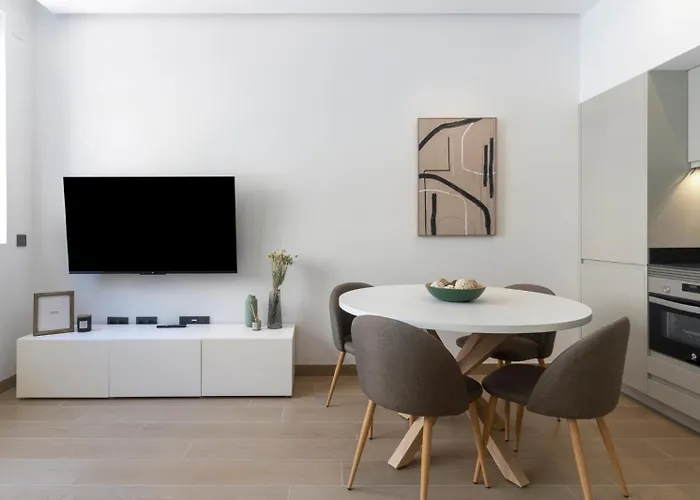 Cozy And Comfortable Διαμέρισμα *