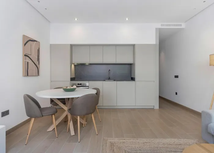 Cozy And Comfortable Διαμέρισμα Μάλαγα