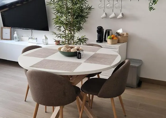 Διαμέρισμα Cozy And Comfortable