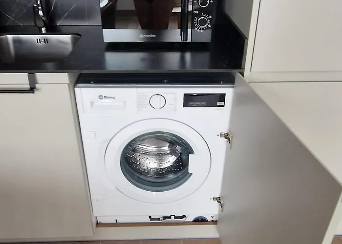 Cozy And Comfortable Μάλαγα